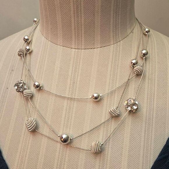 NWOT Silver 3 strand Mix Bead Necklace - Picture 1 of 8